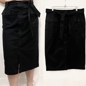 FACONNQBLE 🔆 black front buttons pencil midi skirt